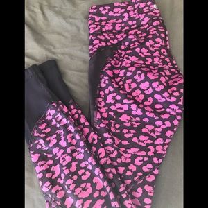 Lululemon Purple and Navy Leopard Leggings Size 6